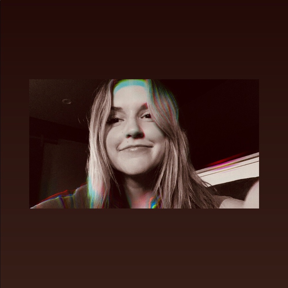 Meet your Posher, Brielle